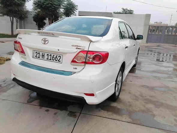 سەرەتا بە ناوی خوای گەورە و میهرەبان

فرۆشتنی خێرا

تۆیۆتا کرۆلا

مۆدیل ٢٠١٣ مانگی ٧

رەنگی سپی

مواسفات خلیجی فول فول مواسفات بەس سلاید نیە و سێ سویچی شەریکەی لەگەلە بیلاد کوشنی جلدە و ناو فۆرمیکایە و سوکان حەیزەران سوکان ڤۆلیۆم و ٤ جام کارەبایی و ئۆتۆ و گیر تۆماتیک و بەس سلاید نیە و زۆر مواسفاتی تر..!

نموونە لە جوانی و پاکی

١٣٠ هەزار کیلۆمەتر حەقیقی رۆشتووە

یەک دەستە سەیارەکە 

رەقەم و سەنەوی تا کۆتایی ٢٠٢٩ تازەیە بە ناوی خۆمانەوەیە

تحویل و خرامە و بە ناوکردن بەشەرت

دەعم و لیدراوی و بۆیاخی نیە

سارد و شوختی نیە

گیر و مەکینە و کارەبایی و تەبرید و تەقە و رەقە و تندوتۆلی بەشەرت

پیش و دوای کەپسە سەقف و شان و چواردەوری شوشەیی

٤ تایە و ویلی لۆکی بیلادی لە ژێرە

هەموو گیانی لەسەر دەقی بیلادی ماوەتەوە

کەتەلۆک و سپیر و ادەواتی شریکەی هەمووی ماوە

ماڵی دۆستە و دیناریک مەسروفی نیە

بۆ عەیب و عار پرسیار مەکە.!

شوین// هەڵەبجەی شەهید

سعری// ١٥٧ گڵا و مجالیکی برایانەی تیدایە

کۆرەک ***********

ئاسیا ***********

واتساب و تیلگرام و ڤایبەری لەسەرە.! حلبجة
