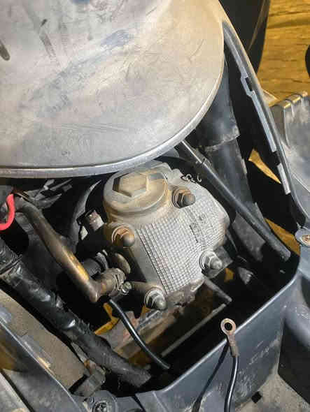 دراجة ماكس قجمه بلاديه بوشه ٤٩ دراجه كلهه شغاله اشاير كهربائيات كفرات بلاديه مختمه دراجه شلعه مكنيه  خرسه خرسه صارلها ٣ اشهر من نزلت من الرمبه دراجه كلهه شغاله من الطول لطول البصره صبخه العرب مكفوله من كلشي *********** السعر 900
