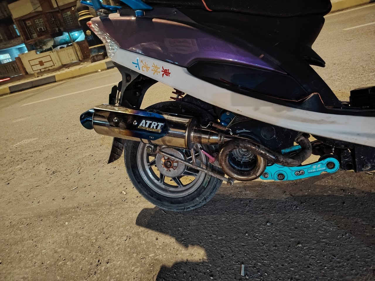 سلام عليكم من رخصه الادمنه دراجه ماكس عدله دراجه مزوده من لبرغي الامامي للبرغي الخلفي التزويدات وياله و دبل خلفي و امامي  صالنصه حلزونيه شيال قطره مال دهن عمبار دهن امامي كفرات 4 ولفات مكينه 55 نضيفه بلاديه ممفتوحه هنا مفتوحه بل يابان كلجات سعرهم125 يدات بريك و يدات مال بانزين هم مزودات دراجه متعوب عليها و مزوعه تزويد  حجي دراجه صاروخ شلعه معدل يخوفن السعر700 و بيها مجال جيب فيتر و تعال  لمكان ديالى بعقوبه فلكه الامين للتواصل ***********
