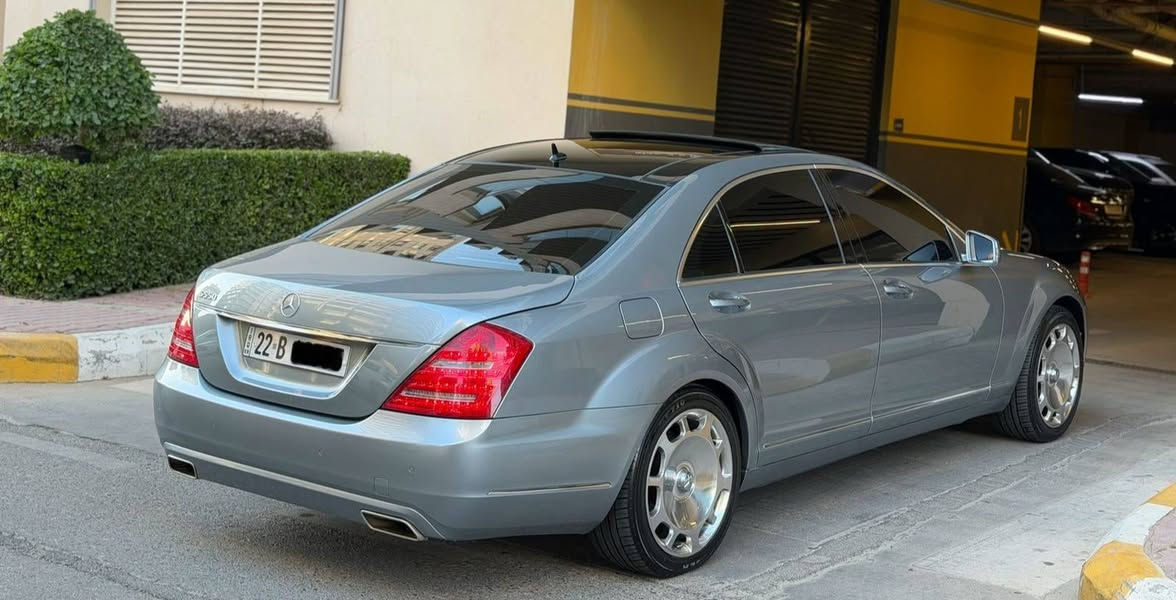 مرسيدس S550 موديل 2008
 محدث كامل 2013

الموديل: 2008
التحديث: شكل 2013 كامل
الوارد: خليجي – صفر شركة سردار
المحرك: 8 سلندر بنزين

المواصفات:

- فول مواصفات
- سقف بانوراما
- نظام تحديد المسار
- 5 ستائر كهربائية
- أوتو ستوب
- بارك أسست
- ديكورات فورميكا فاخرة
- مقاعد أمامية وخلفية مساج
- شاشة معلومات
- كاميرا
- هاتف
- أوتو هولد
- حساسات أمامية وخلفية
- مقاعد كهربائية
- مقود كهربائي
- تبديل سرعات على المقود (جير ستيرن)

حالة السيارة:

- قطعتان صبغ تجميلي فقط
- بدون حوادث
- بدون دواخل
- محرك وكير أصليان ولم يتم فتحهما
- الكهرباء كاملة بشرط
- إطارات ووِيالات جديدة
- رقم وسنوية جديدة

الموقع:
السليمانية

للاستفسار: ***********
