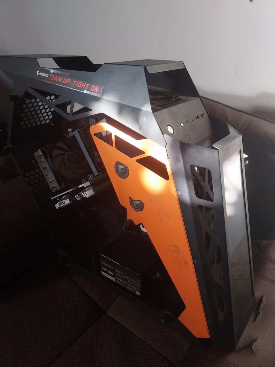 السلام عليكم
حاسبة للبيع

المعالج:i5 12400f

الكارت:4060 msi

رامات:16gb 3200

باور سبلاي:segotep 750w

مذر بورد: asus b660 prime

و وياها شاشة msi g244f e2

1080

180hz

24in

السعر مليون و ١٠٠

مكان بغداد- حي الجهاد(ماعندي توصيل)

للاستفسار اكثر خاص حبايب


**إذا كنت صاحب هذا الإعلان وتريد حذفه لأي سبب، رجاءا أرسل رسالة إلى الدعم الفني**