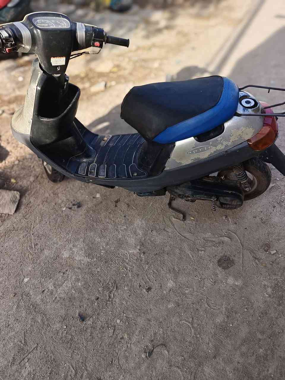 سلام عليكم درجة بترا خطين فحل قفل إكسن لبيع نضيف شغاله سلف هندر عوزه باتري لايت مكينه ناعمه كفرها اصلي سعرها مناسب 175 مكان ناصريي مركز وشراي ***********يتصل عله رقم

