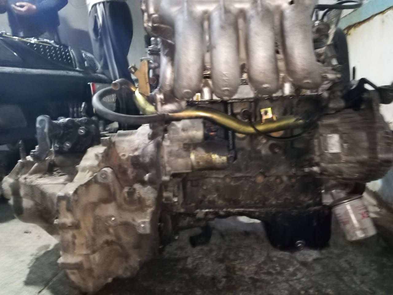 سلام عليكم اخواني محرك لانسر بومة 1600 كامل هوة وتفرعاتة ويا كير عادي صارلي شهر من شديتة وناع امانت الله بس حورتهة 2000 سعر 350 رقم المبايل*********** مكاني بغداد الشعب
