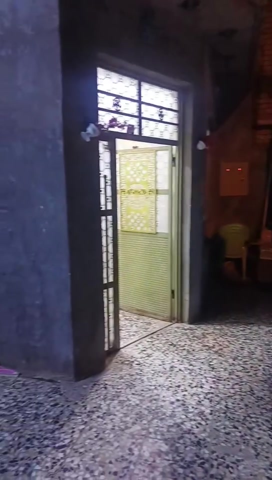 بيت للبيع حي النصر منطقت حي الفرات قرب المعارض المساحة ١٥٠ شارع ١٥ متر مجاري ثقيله بيت جاهر زراعي ٢٥ وبين قرار محكمه التفاصيل داخل المقطع ***********
