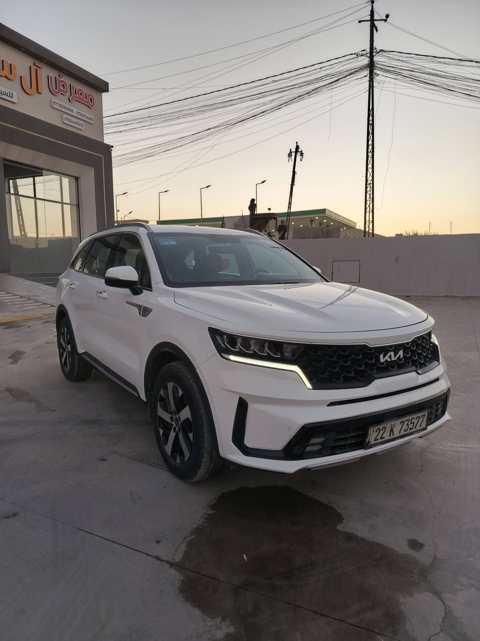 كيا سورينتو 
موديل 2023
لون ابيض 
حجم المكينة 2400
رقم اربيل جديد 
رقم وهزة وسنوية جديد ✅ 
شرط التحويل 
المواصفات : 
ــ حساسات امامية 
ــ حساسات خلفية 
ــ مانع تصادم 
ــ كشنات مخمل 
ــ شاشة كبيرة 
ــ داخل لونين 
ــ تحكمات استيرن 
ــ مري كهرب 
ــ كاميرة خلفية 
ــ اشاير بالمري 
ــ ويل كروم 
ــ قطعتين تبريد 
ــ منافذ USB 
ــ شاحن لاسلكي 
وبعد بيها مواصفات الخ...........
‼️ الضرر ‼️ 
بيها دعامية الكدام " صبغ " فقط بدون دواخل خلاااااص!! 
#السعر 💸💸 235$ 💸💸وبيها مجال للشراي ✅

📌للاستفسار الاتصال على الارقام التاليه : 
*********** اسيا
*********** كورك 
*ملاحضة ــ رقمي " الاسيا " بي واتساب ✅
