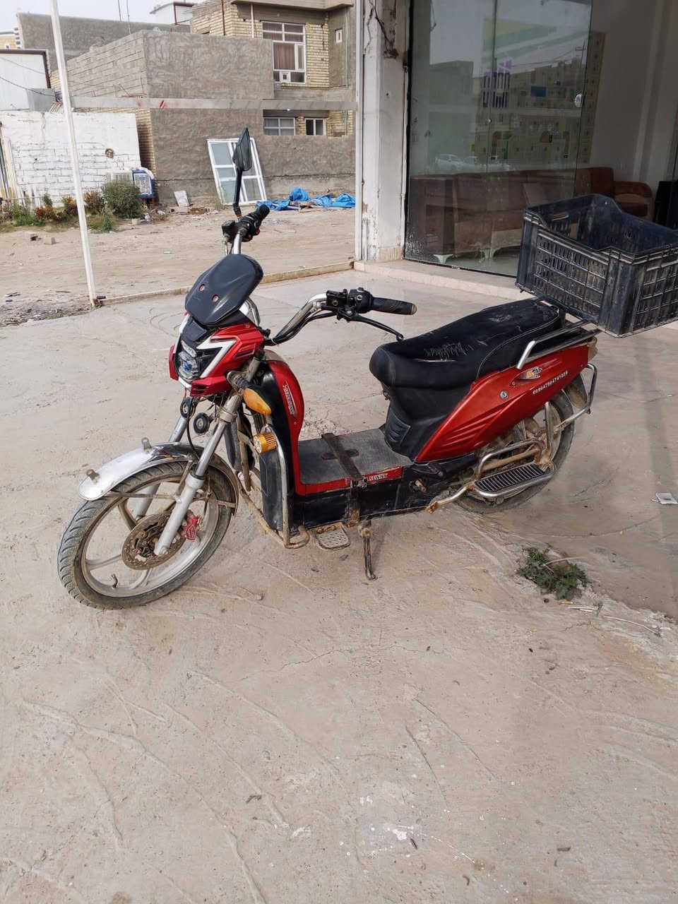 دراجه شحن بطاريات جدد سعرها 350 هـــــــ 0780 775 8467
