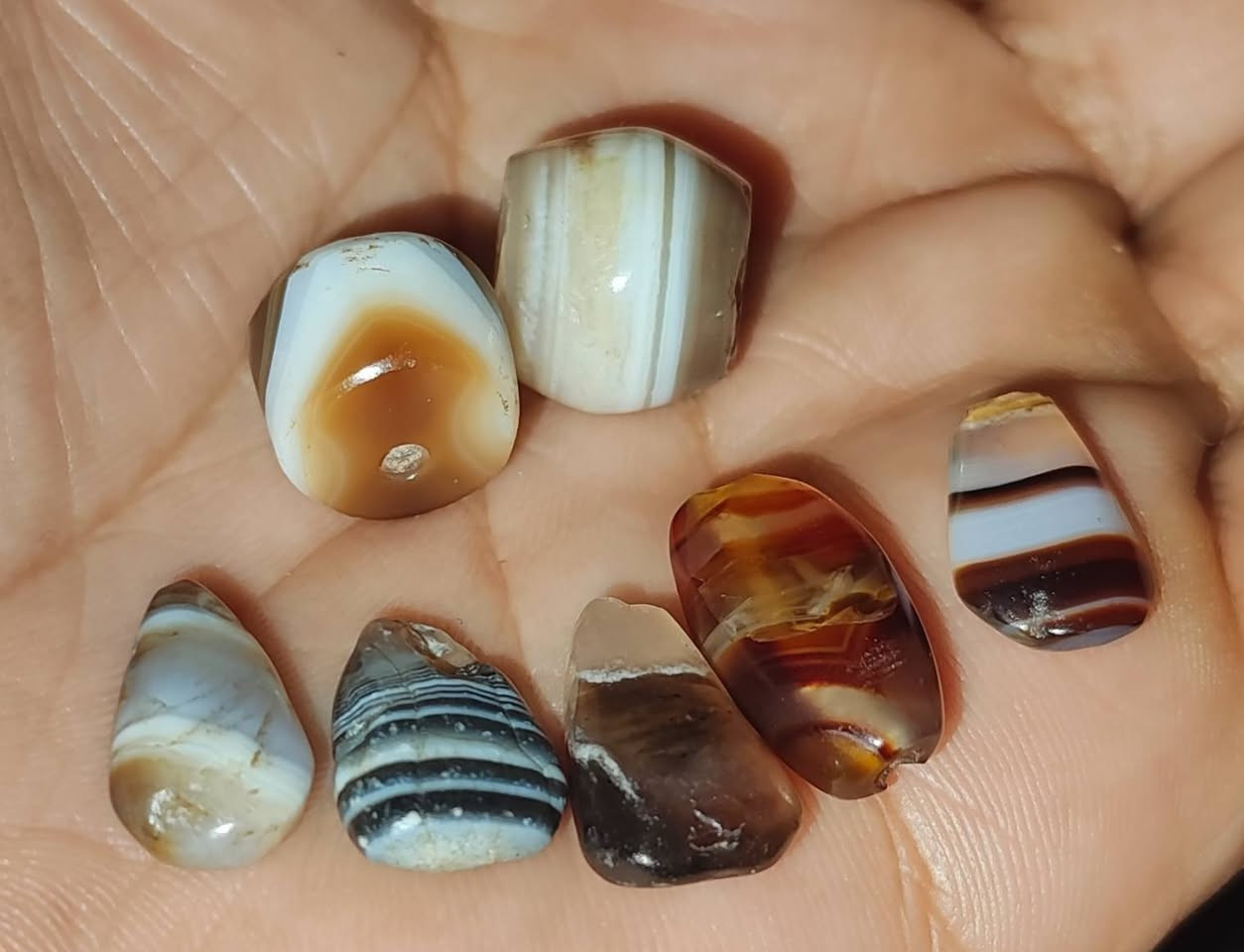 جزعات يمانيات قديمات للبيع شلع كلهن ٢١٠ ____-____--***********
