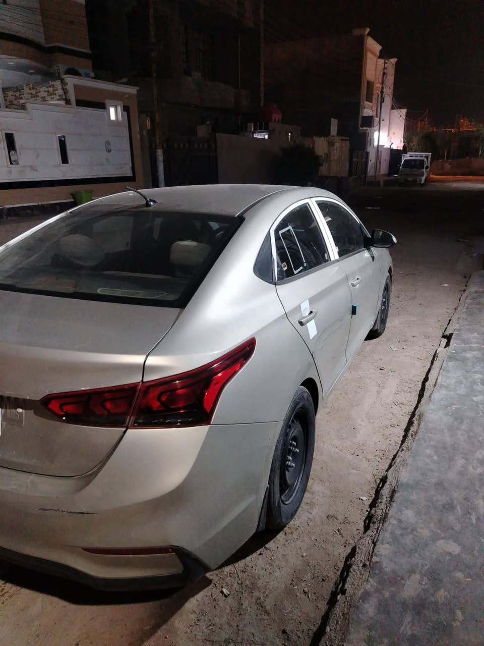 اكسنت موديل 19 امريكي 
ضررها جاملق وبنيد 
سعرها 95 # وبيها مجال
 الرمادي مكانه خمسه كيلو

***********
