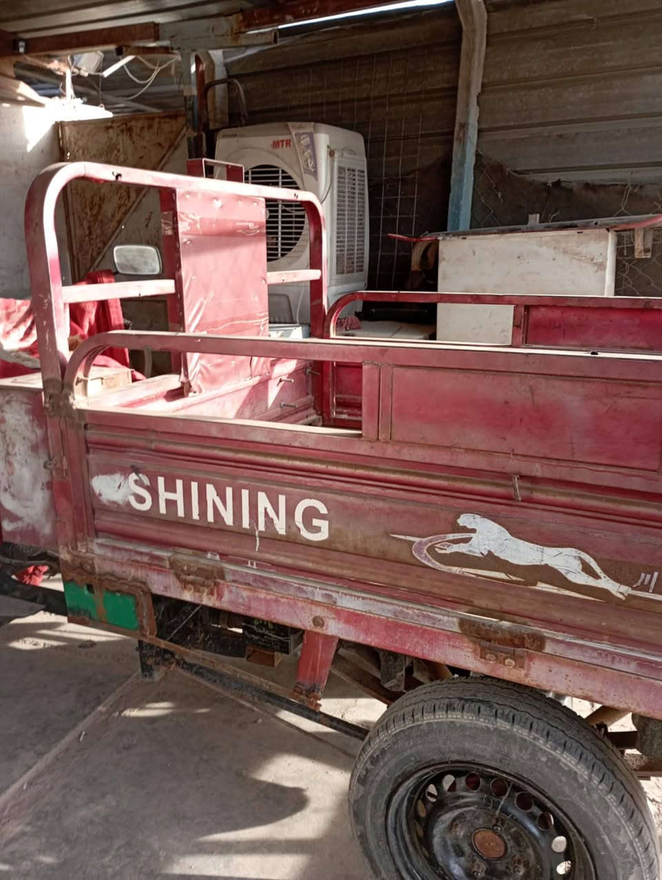 السلام عليكم عندي ستوته للبيع/موديل٢٠١٨ /مكينه٢٠٢٣ بيه باج/مامتفرغله  اوراق اصوليه
) ٥( كاملات رقم الهاتف
*********** جاهزه نكره سلف مال بيت ماعده جارده
