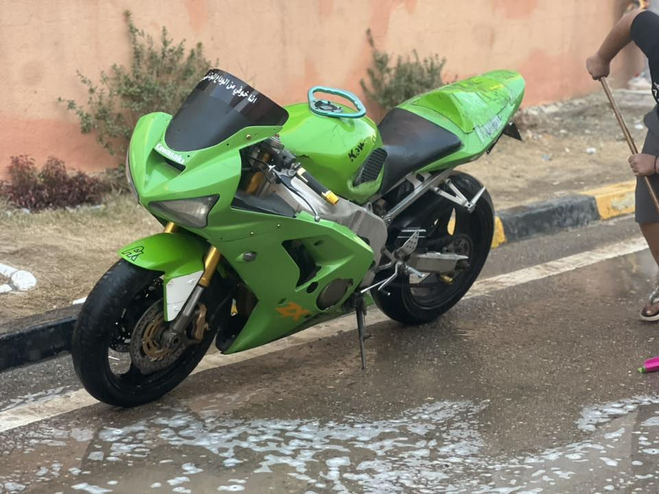 سلام عليكم كاوسكي 636اي نقص مابيهة مكينه مفتوحه شغل درجه اولا نقصهة بس كلج دراجه شغاله كلشي مابيهة كهربائيات كلهة شغاله للبيع السعر 15 للاستفسار***********
