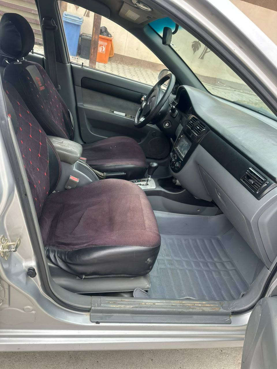 اوبترا موديل 2009 بدون صبغ بدون جلح. كير محرك تبريد تيرات جديد رقم اريل دولي.  بشرط تحويل. جديد احلا من صور بي ماكن تعديل بارت 20سانتيم. سعر 75و مجال    ***********
