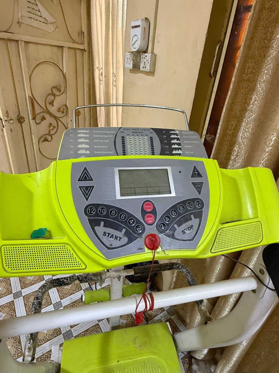 سلام عليكم شباب جهاز رياضة نضيف بي عطل اللبيع مكاني بصرة ابو صخير ***********
