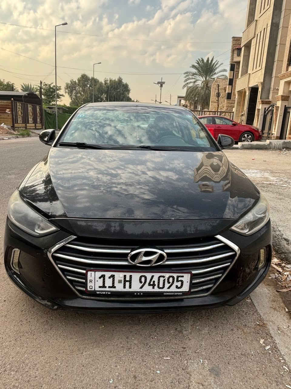 سلام عليكم هيونداي النترا 2018 جديدة بمعنى الكلمة بدون قطرة صبغ كلين سيارة بدون ايرباك بس دعاميات صبغ اب أسمنة مكاني بغداد حي جامعة متصرف عليه ولا الف دينار تخم تاير جديد باتري جديد تبريد انجماد بعد الحر دهن جديد السعر 125 وبيه مجال بسيط لشراي محرك 2000 دوش 
*********** ماشية 61 ميل
