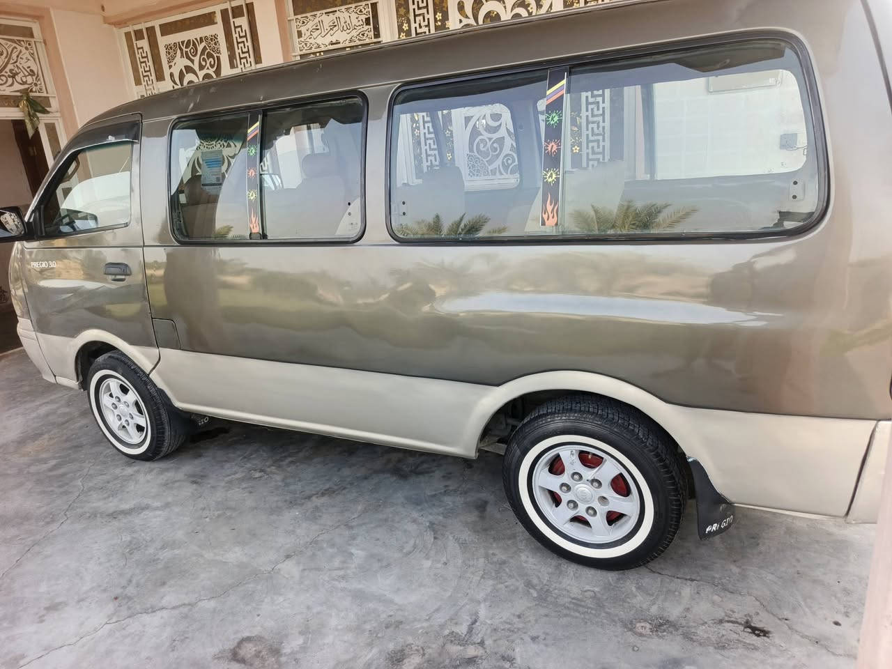 السلام عليكم
بريجو موديل 2000
كامل مواصفات
محرك كير مكفولة رقم بغداد
غير متواجد على الفيس
الرقم موبايل ***********
