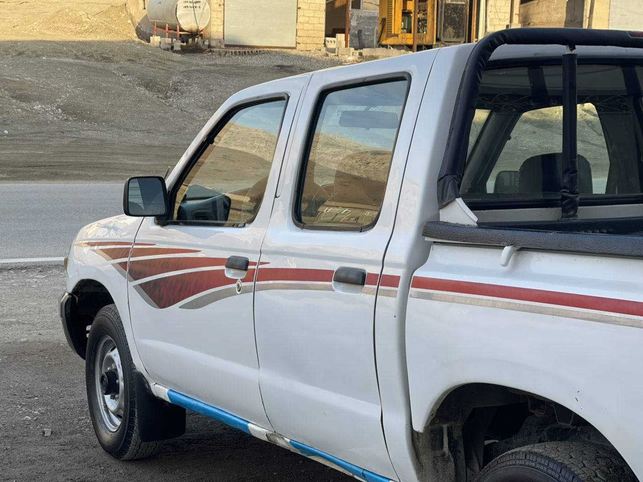 نیسان پیکاب 
2003z
ئاڕم پلاستیکی سلێمانی
گێڕو مەکینە بەشەرت
تەبریدو پاوەر 
ژمارەی تەلەفون ***********
سعری ٨٥ معامەلە
شوێن سلێمانی
