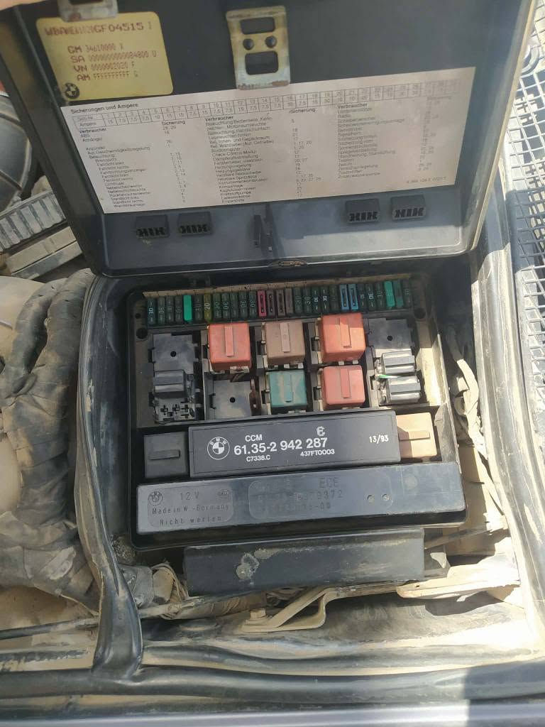 Nmw 525i 93 محرك كبس ديجيتال فول مواصفات اربع جام كهربائي سلايت اوتوماتيك كشن جلت هيتر سياحي دبل ايرباك دبل جكمجا سويج اتنين بلادي كير محرك شرط شرط تحويل شرط كهربائي كلشي سعر ٧٣ بي مجال مكان كركوك رحيماوا رقم *********** كركوك, العراق
