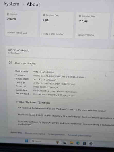 جهاز Microsoft Surface Book 3 القوي!
فرصة رائعة لاقتناء جهاز Surface Book 3 الفاخر والمميز بتصميم 2 في 1 (لابتوب وتابلت). مثالي للمصممين والمبرمجين والمحترفين الذين يحتاجون إلى قوة وأناقة!
​⭐️ أهم المواصفات:
​الموديل: Microsoft Surface Book 3
​المعالج: Core i7-10GPU (قوة الجيل العاشر).
​الرام (RAM): سعة ضخمة 16.0 غيغابايت.
​التخزين (SSD): هارد 256 غيغابايت (أداء سريع).
​كارت الشاشة المخصص (GPU):
​NVIDIA GTX 1650 Q-Max
​سعة 4 غيغابايت.
​أداء ممتاز في الجرافيكس والألعاب المتوسطة.
​حجم الشاشة: 13.5 إنش.
​⚠️ ملاحظة هامة وشفافة:
​البايوس (BIOS): محمي بكلمة سر غير معروفة.
​الأمر الجيد: يمكن تنصيب (فرمتة) الويندوز وإعادة تشغيله بكل سهولة دون أي مشكلة. هذا القفل لا يعيق الاستخدام اليومي أو تحديث النظام.
السعر 525الف 
يرجى تواصل على الارقام التالية 
***********
***********
