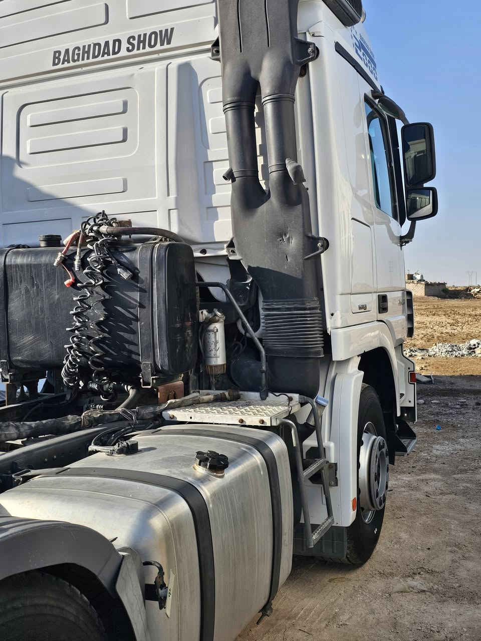 أكتروز سحال مزوج مديل 2014 تخم تاير بس راس مكفوله كفاله قلاب 3محور ***********
