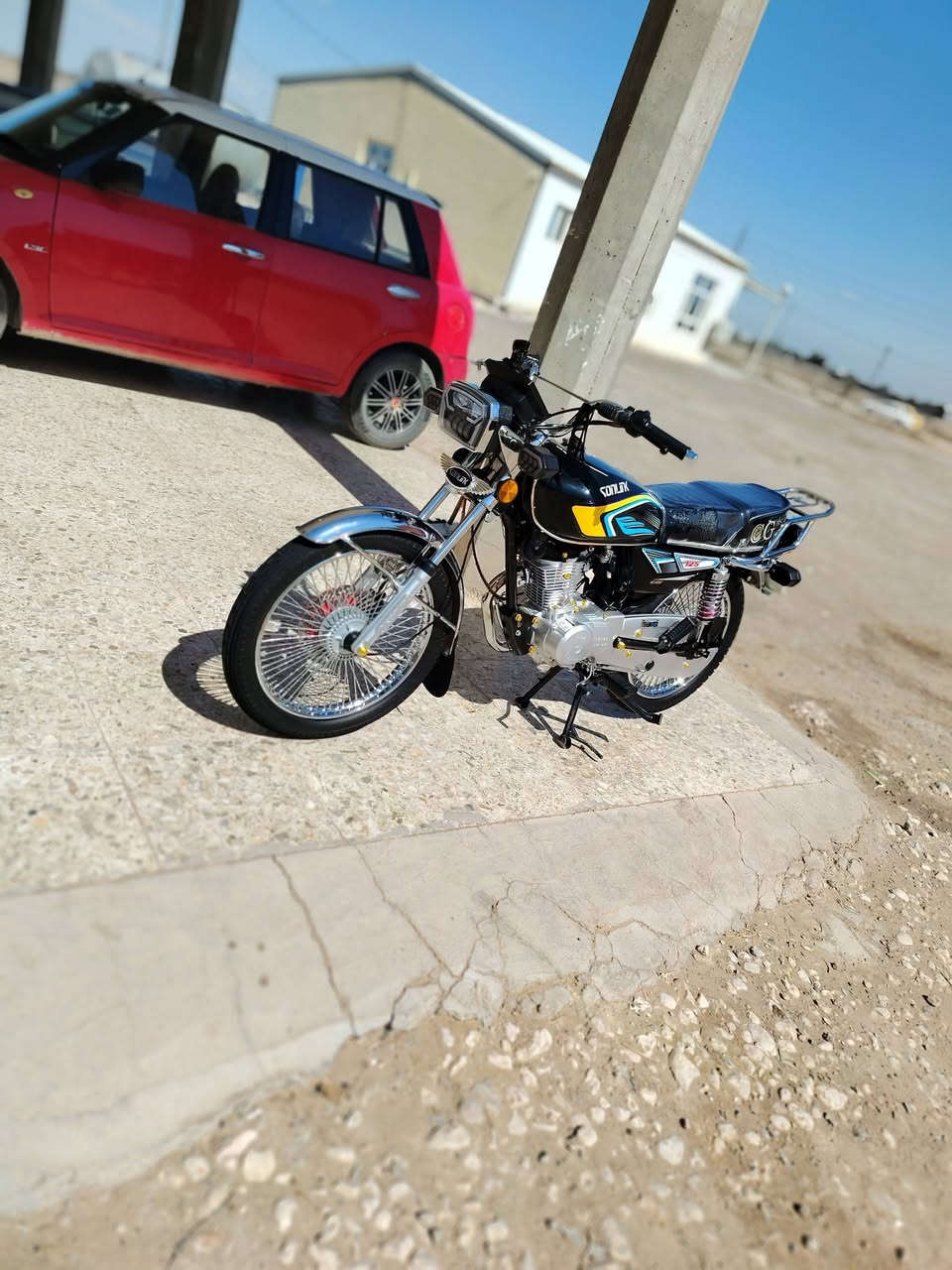 السلام عليكم دراجة موديل ٢٥ تايكر مكفوله كفاله عامه السعر ٨٠٠ وبيه مجال تصل عل الرقم ***********
