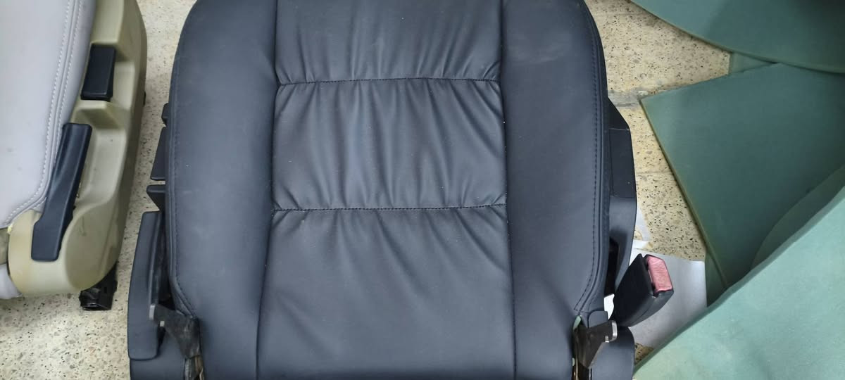 تم فصال كشنات وابواب وسقف سيارة BMW .
لون اسود كارتير .
واللون البيج فصال شركة .
العنوان موصل حي عدن.


**إذا كنت صاحب هذا الإعلان وتريد حذفه لأي سبب، رجاءا أرسل رسالة إلى الدعم الفني**