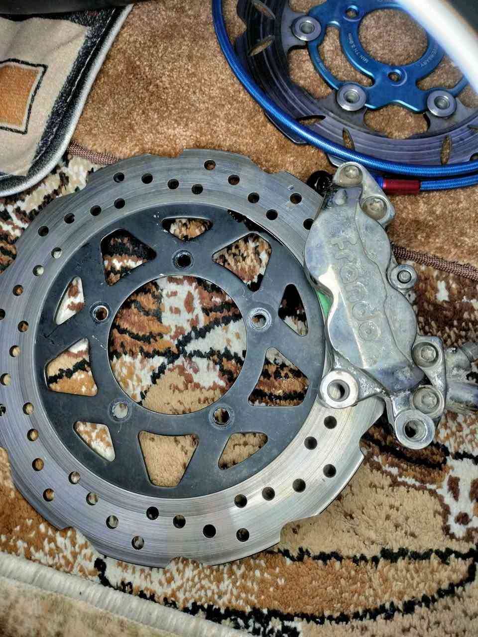 غراض سكنس وجيتي ار رمبه
بك لايت ثعلب ابو الولد متحرك 
فلاشات ثعلب 
كتف اشاير ثعلب 
صينيه سكنس بلاديه
صينيه جيتي ار سوده مشطبه رياضية
صينيه جيتي ار انسيواي
صونده زركه مال سكنس وجيتي ار
فج مال سكنس وجيتي ار 
دشلي انسيواي مال جيتي ار 
دشلي جيتي ار بلادي
عداد رون رياضي جوكر 
يدات بريك كرزيات مال سكنس عام وجيتي ار 
شوته مال سكنس وجيتي ار كرزيه 
كلوب زنون عدسه ابيض واصفر سكنس
 ويل خلفي وتاير كامل مال ثعلب جيتي ار 
تاير أمامي ابو الحيه سكنس 
براغي رياضي 
صناديك جوكر 
حوض مال سكنس لد بي تصليح 
قبق فلاوين جيتي ار 
حديده قبق فلاوين جيتي ار
كفرات عدله مختمات
قاعدة مال رقم جوكر 
قاعدة مال مبايل
دبل ماكس رياضي 
قاعدة مال نوزل سكنس وجيتي ار
مري سكنس وجيتي ار بلاديات
بيم رياضي بوش 
سلايدرات بوش رياضي لون اسود
جامات صفح سلفر ونج بلاديات 
ملقط ازرك 
كلج جيتي ار امامي ويا الخرز مالته حطب ابيعه 
ستاند ستيل صفح جيتي ار وسكنس 
 هندر ستيل سكنس وجيتي ار
عنواني بغداد حي اور قرب الفلسطيني 
رقمي ***********
