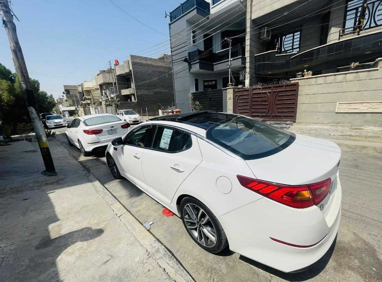 السلام عليكم اوبتما خليجي 2014 بغداد ب اسمي
مكينه 2000دوش

كامل مواصفات بيه هواي موصفات سياره

 تخم تاير 

صدر امامي خلفي بلادي 

كامره حساس امامي خلفي 

سياره ماشيه 100 حقيقي

سياره كفاله ماعده جاملغ امامي مال سايق فقط 

مكينه بيه بخار فقط 

سياره رقم انكليزي جديد تحويل ثاني يوم 

مكاني بغداد الطارميه العبايجي 

هـ ***********

سعر 145 وبيه مجال
