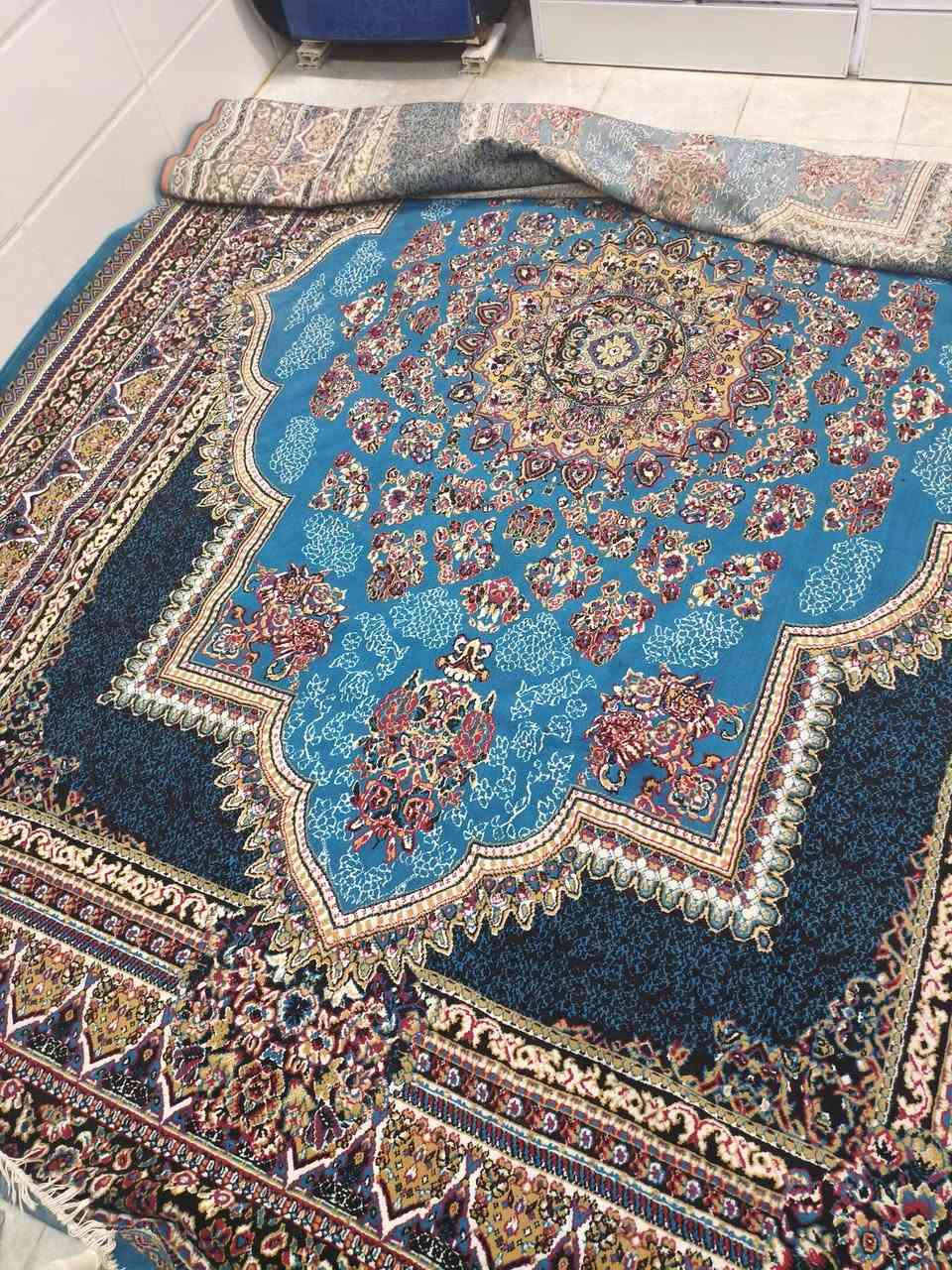 زوليه كاشان الاصلي صيفيه خفيفه الطول 4 والعرض 3
السعر 70


**إذا كنت صاحب هذا الإعلان وتريد حذفه لأي سبب، رجاءا أرسل رسالة إلى الدعم الفني**