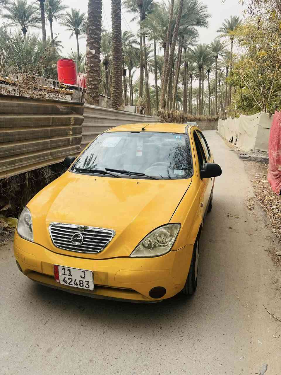 السلام عليكم طيبه موديل 2015 ماشيه 260,000 حقيقي قابل للزياده السياره كفاله عامه بيهه تقريبا إصبعين بل جاملغ الخلفي ومكحله فقط تخم تاير جديد صدر جديد مروحتين انسئ الحماوه تبريد ثلج السياره مصفره هيئه وغرامات رقم إنكليزي جديد سعرها 42  وبيها مجال قليل لان السياره مصروف عليها هـ*********** واتساب وخاص
