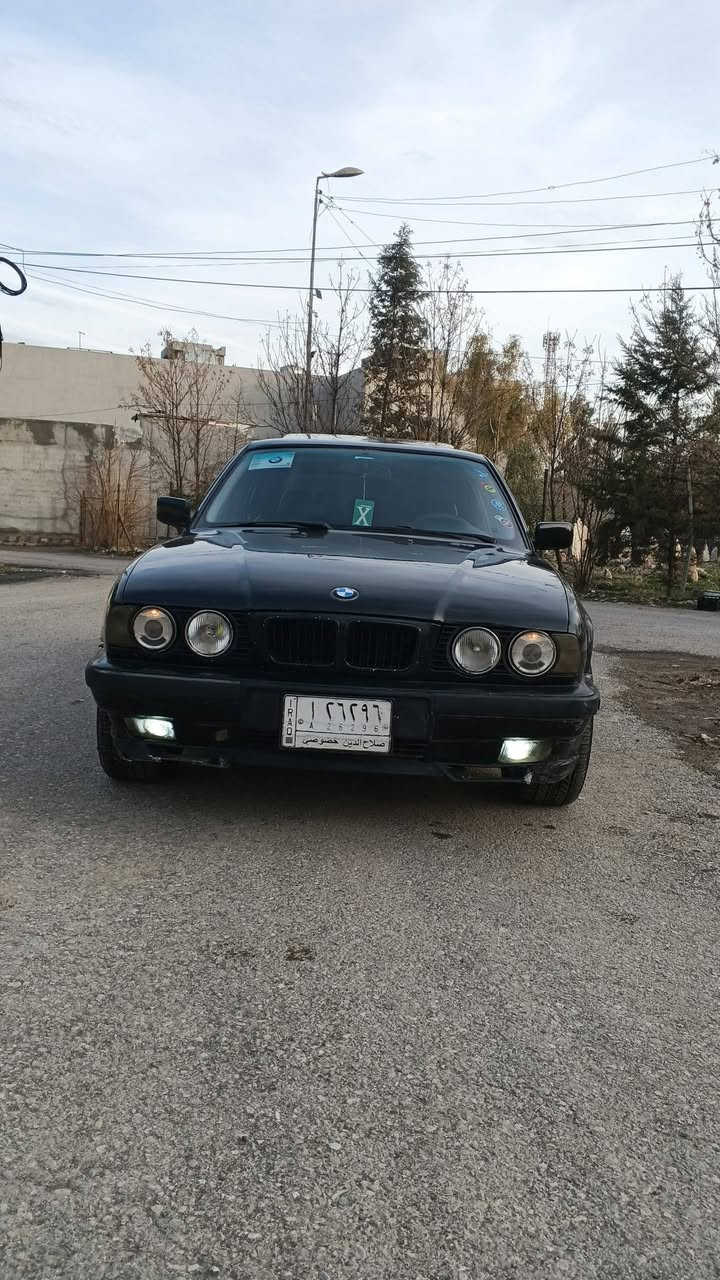 سلام عليكم الحلال البيع 530 8v سياره حلوه ومال بيت سياره بيه ضربه من وره صندوك الباقي كفاله عل فحص سياره فول فول وتو موديل 93 رقم صلاح دين مشروع وطني شرط تخويل سعر 55وبيه مجال قليل عنوني ربيل وبعض المرات الموصل *********** ***********
