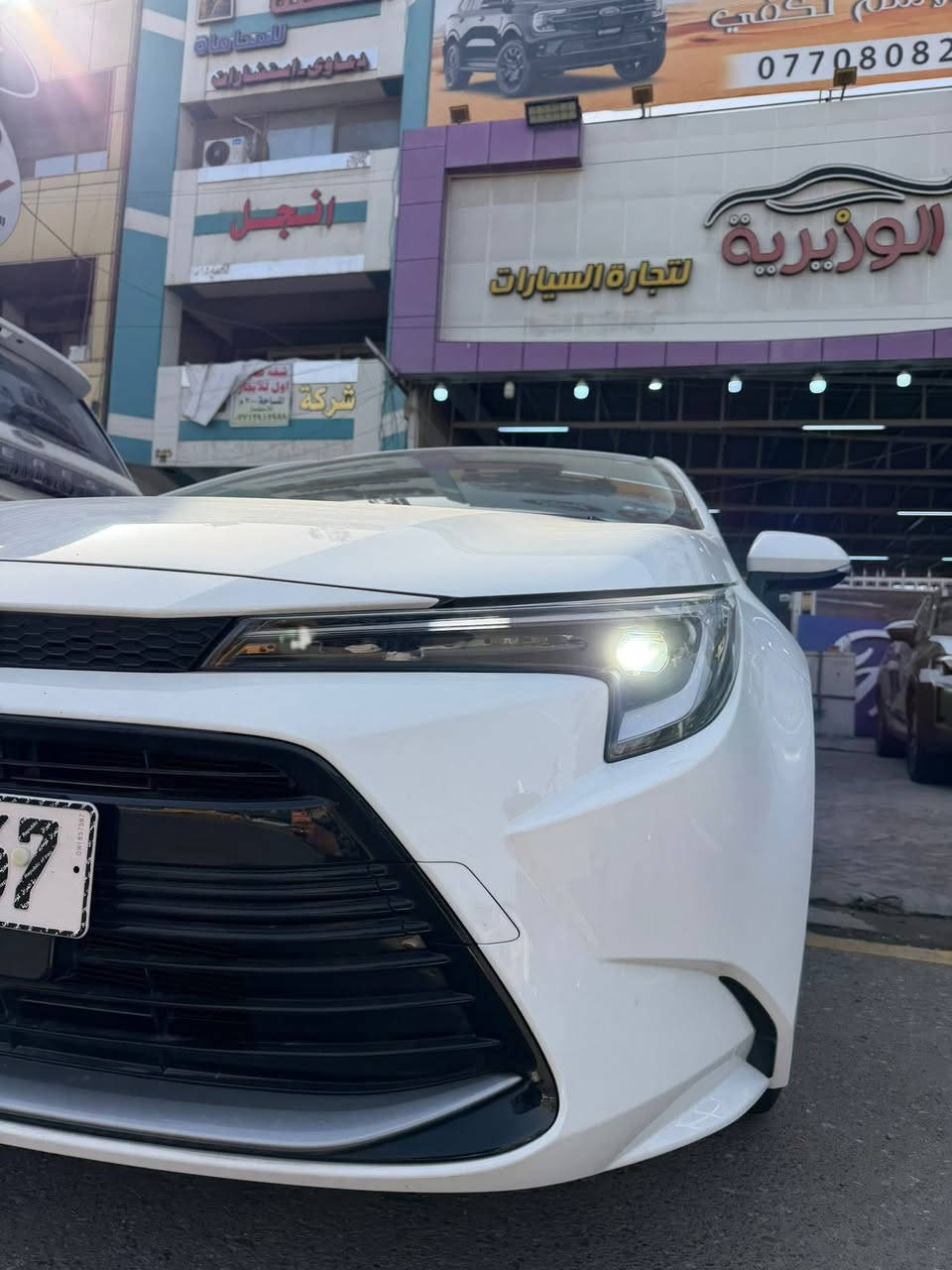 رمضان كريم
تويوتا كورلا خليجي  هايبرد  شكل الامريكي 
مرقم كامل بغداد الرقم الدولي الجديد وماشيه 3 الاف ومكفوله كفاله عامه من الشخط والبارد والصبغ 
سلايد روف 
بصمه تشغيل 
محرك 1800
لد امامي 
لايت عدسه 
داخل مخمل 
ويل كب كروم 
كامره خلفيه 
هندر كهرباء 
حساس لايت 
رادرات اماميه 
نحديد المسار 
وبيها مواصفات السياره 
ورايدها 153$ 
والاتصال ***********
بغداد / الوزيريه
