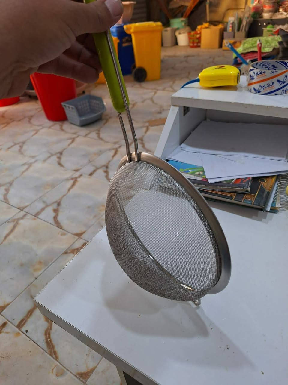 مصفي استيل يدة بلاستك قياس  18  سنتم 
سعر الدرزن  14000
عنوان حلة شارع  60 بناية مطعم ادم 
واتساب  ***********
 تلكرام https://t.me/MUS2lwBgzjQ5N2My
