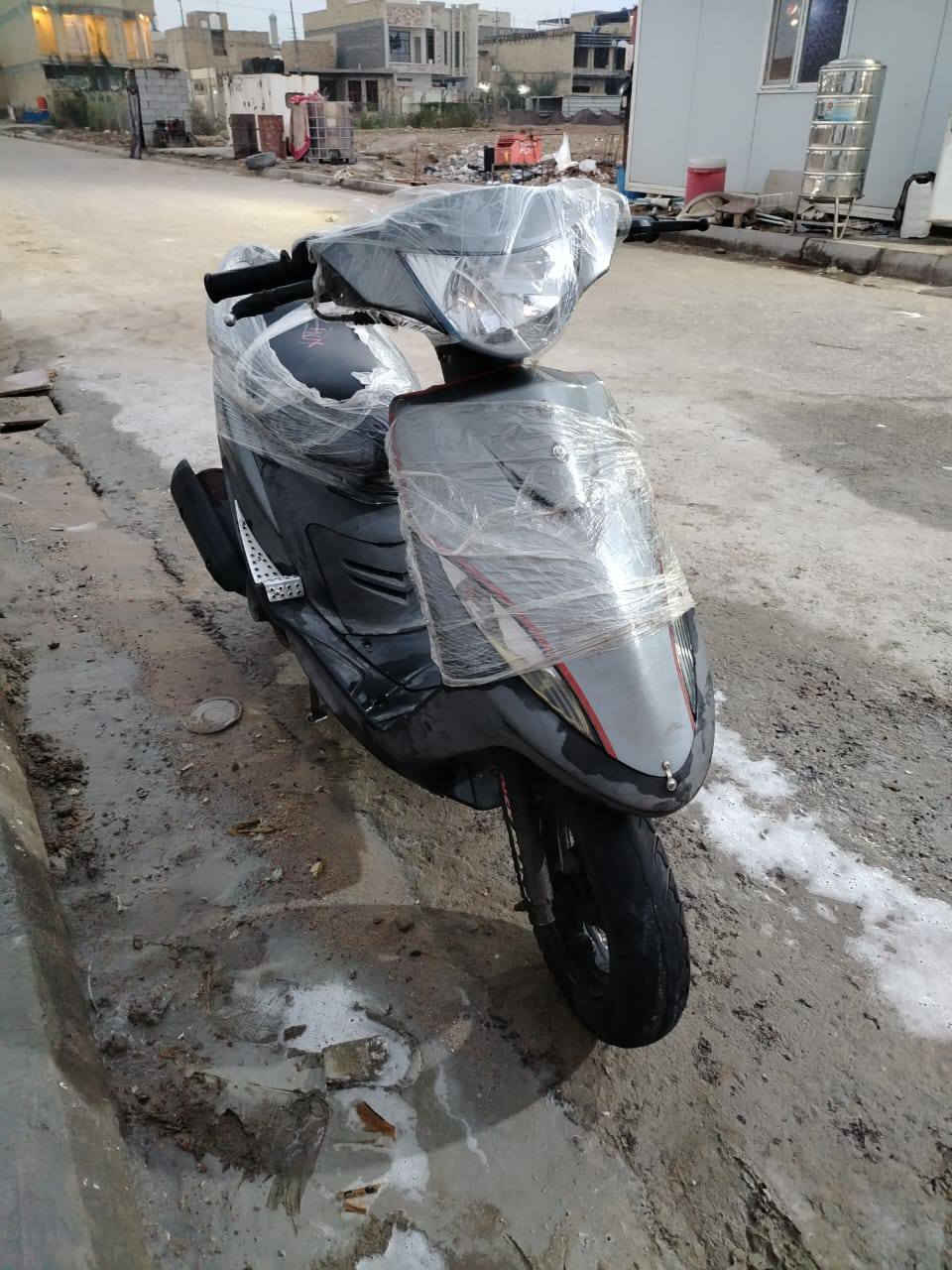 السلام عليكم اخوان دراجه ماكس عدله للبيع طالع من الوكيل صاله 2 وكيله بيت عاشور دراجه جديده بشكل بعده بدهن الشركه سعر 1150 وبيه مجال مكان حي المعلمين الجديد ***********
