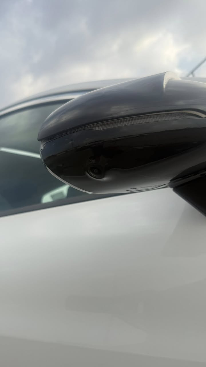 خليجي موديل 23 ماشية 27 كفالة
السلام عليكم
خليجي وكالة نم رقم اربيل 
خمس كامرات محيطيه
داتا شو ع الجامة
محرك 2500
تغشيل عن بعد 
بانوراما
مكانها بصرة 
سعرها 218 وبيها مجال قليل 
والي ماتعجبة يدعيلنا بالرزق وكلشي موجود بالسوك 
وحياكم الله


**إذا كنت صاحب هذا الإعلان وتريد حذفه لأي سبب، رجاءا أرسل رسالة إلى الدعم الفني**