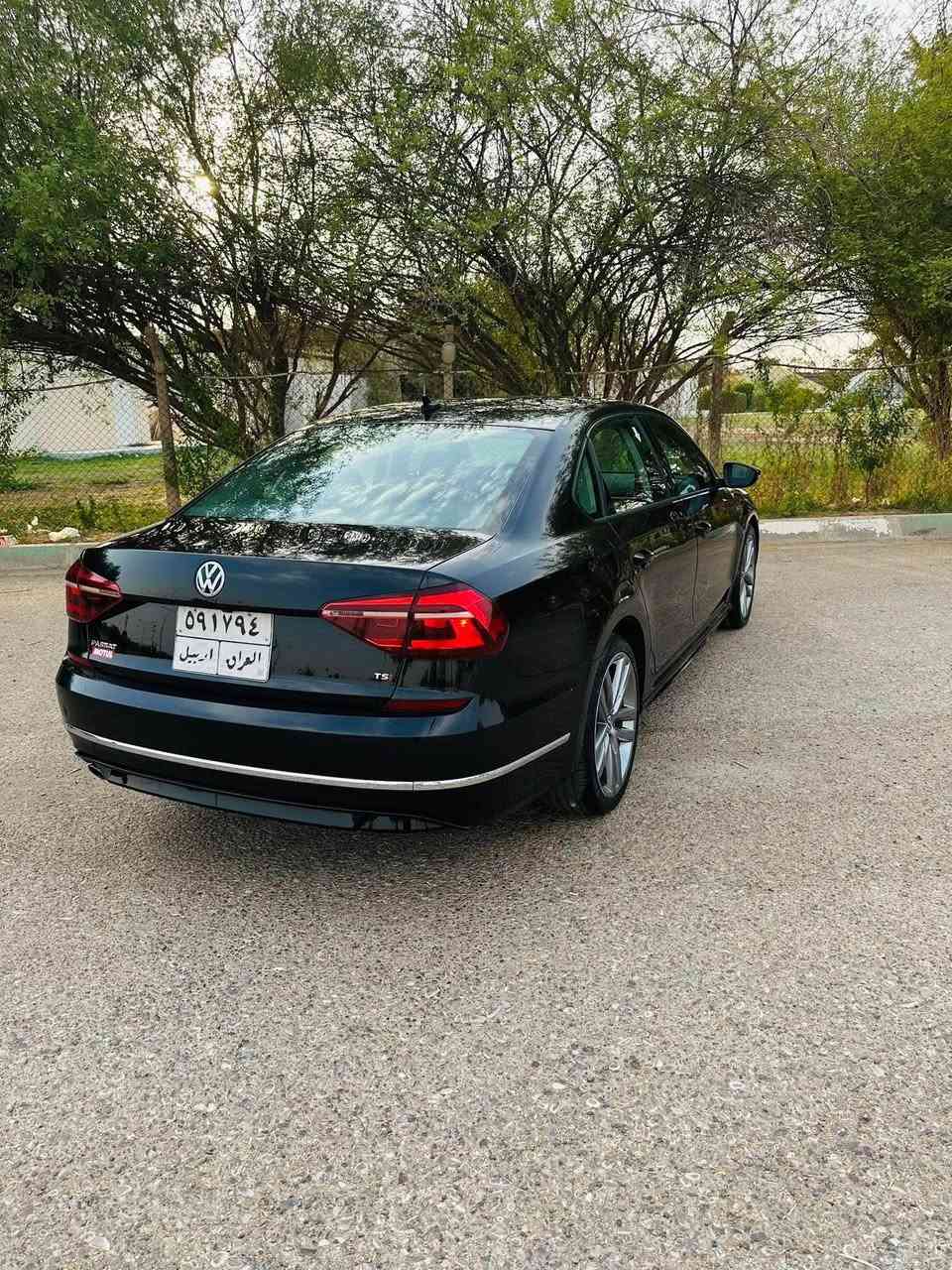 للبيع او للمراوس 

كلين بدون صبغ 

PASSAT.RLine
موديل 2018
لون اسود
محرك 20 تيربو
وارد كندي 
ماشية 118
كشن جلد
كشن هيتر 
كشن كهربائي
تحكمات استيرن
شاشة عطلات
كامرة خلفي 
رادار امامي 
نقطة عمياء
بعد بيها مواصفات 
محرك دبل كازكيت يعني تشتغل بانزين عادي
جاهزة سيارة من كل نواحي ميكانيكية +كهربائية
مكان كركوك 
يوجد بارد قليل جدآ

سعر مناسب 132$ بي مجال  بسيط

للأستفسار *********** كركوك, العراق
