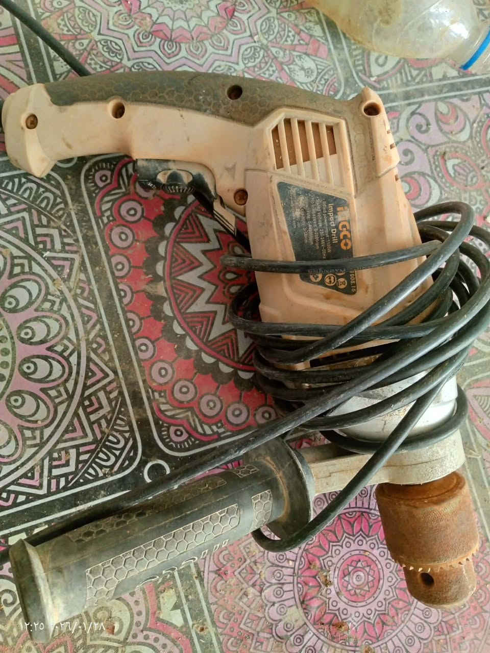 كوسرة حجم صغير نظيفه عل الفحص ودرين فتح وشد انجيكوا السعر 35الف القاسم ***********
