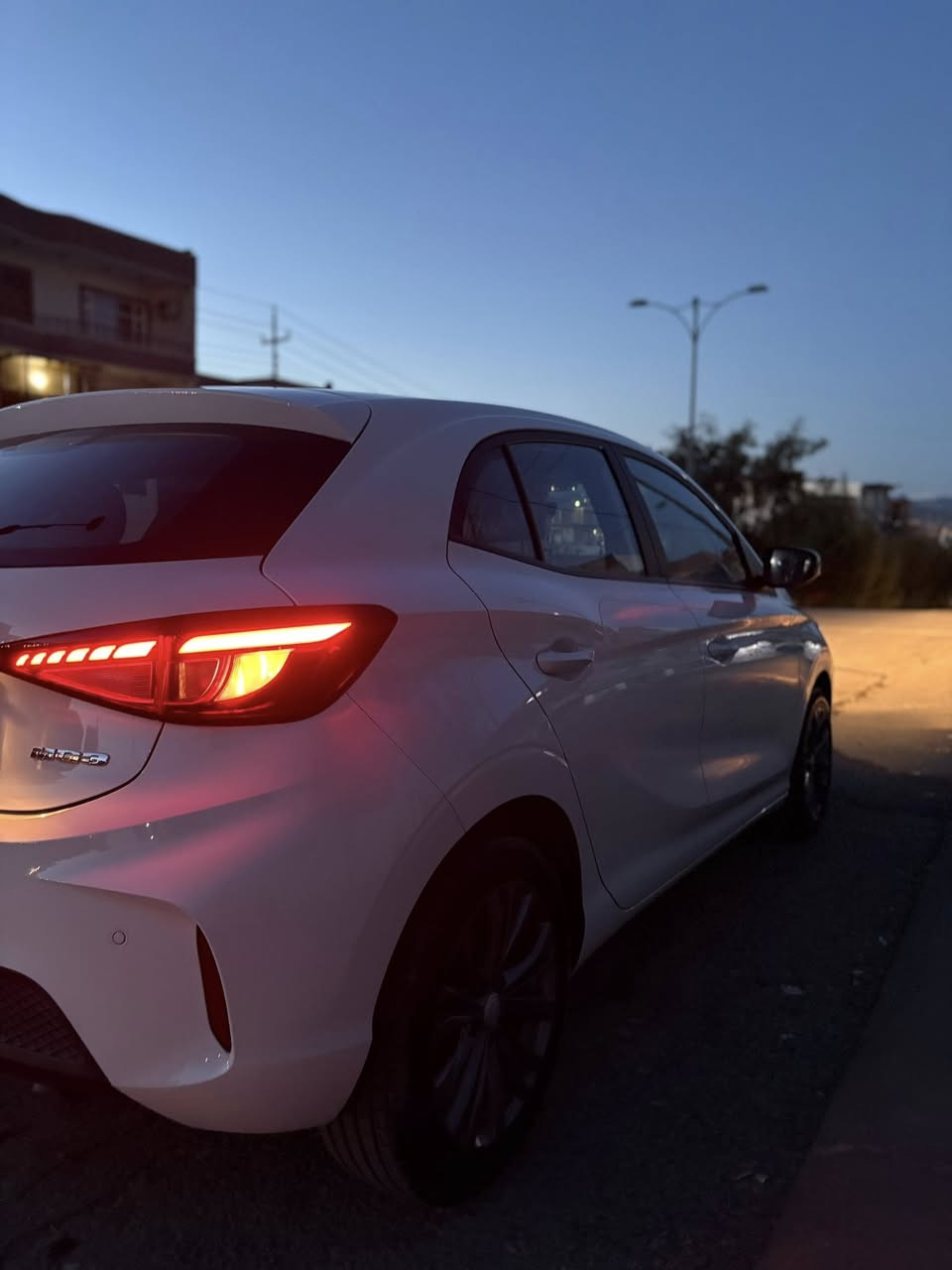 Mg3 zamani shareka hiche pewa niya boyax sard chal tarza niyate 2025  17000 km roshtwaa weli gorawa ba gt shewn slimane *********** .
