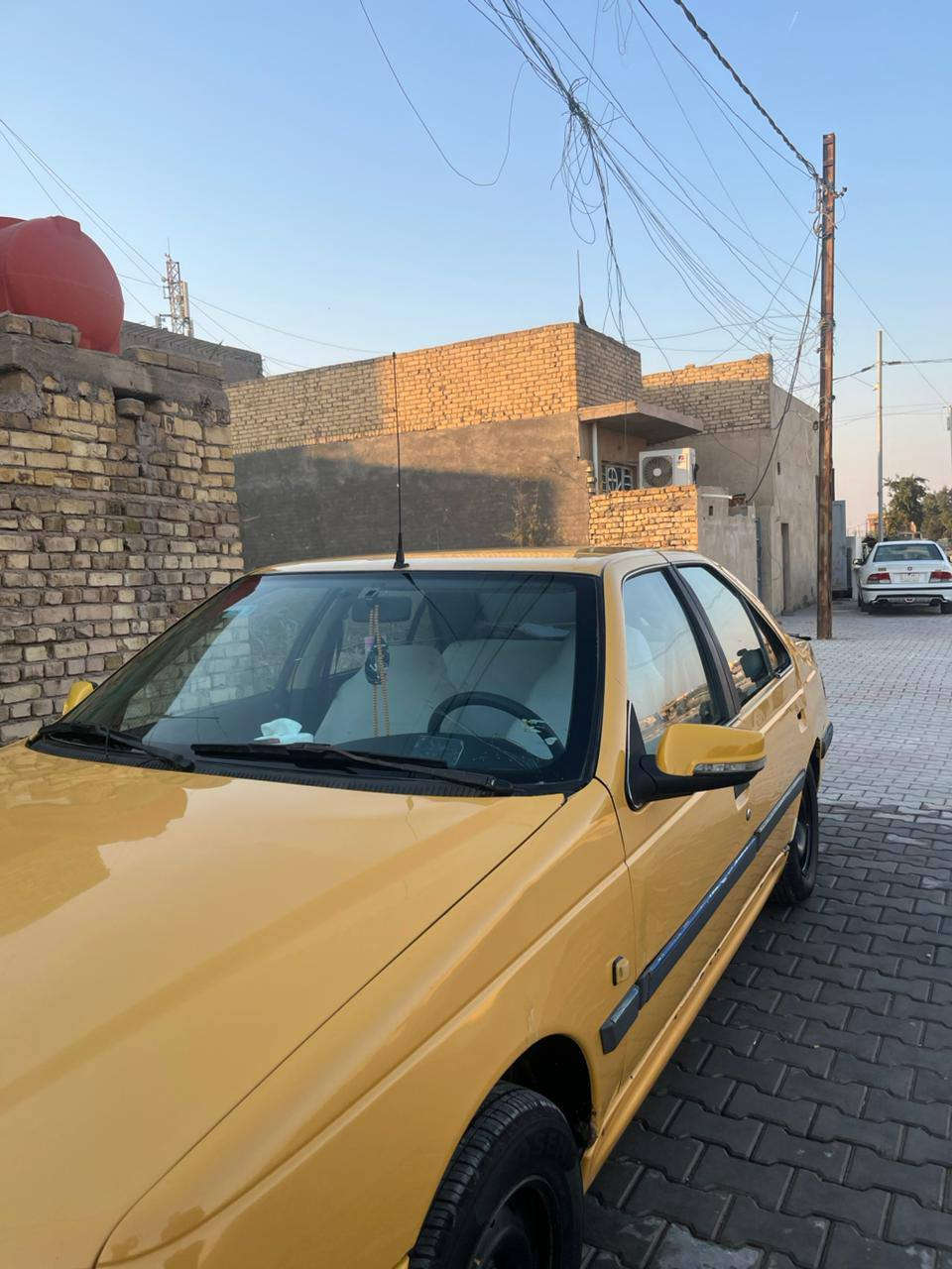 السلام عليكم بيجو باص 2015
ضربته جنطه جاملغ حداديه70/100

مكينه وكير كفاله 

تخم تاير غرفه نظيفه وسعر 41
‏‪0775 057 6748‬‏
وبيه مجال لطيبين مكان كوت فلاحيه
