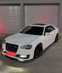 سياره اوباما لون ابيض2019 جاهزه حداديه وتخم تاير وتبريد سياره نظيفه وج...