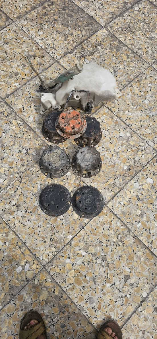 السلام عليكم
دبة زراك مال هينو 
وطوس كبات تفصيخ اماراتي اصلي ***********
