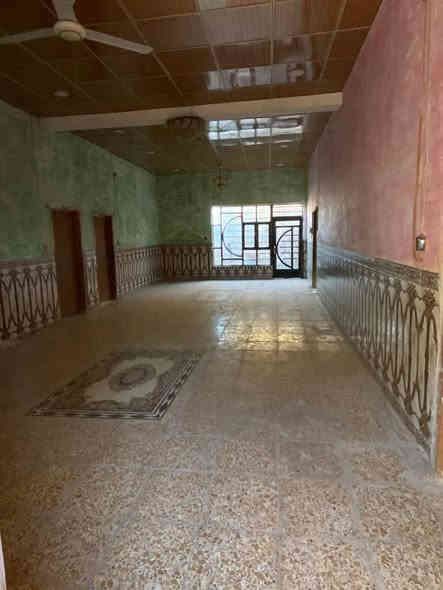 بيت طابو  زراعي للبيع 300م قرب متنزه جنات الكوفة شارع الزوار بالفرع الفرع يخرج على شارع الموز صب كونكريت بناء طابوق  بي محلات 2 غرفتين وصالة ومطبخ وصحيات عدد 2 سيراميك وكاشي سند 25 مرقّم بلدية البيت فارغ سعر ٥٠ مليون وبي مجال ***********
