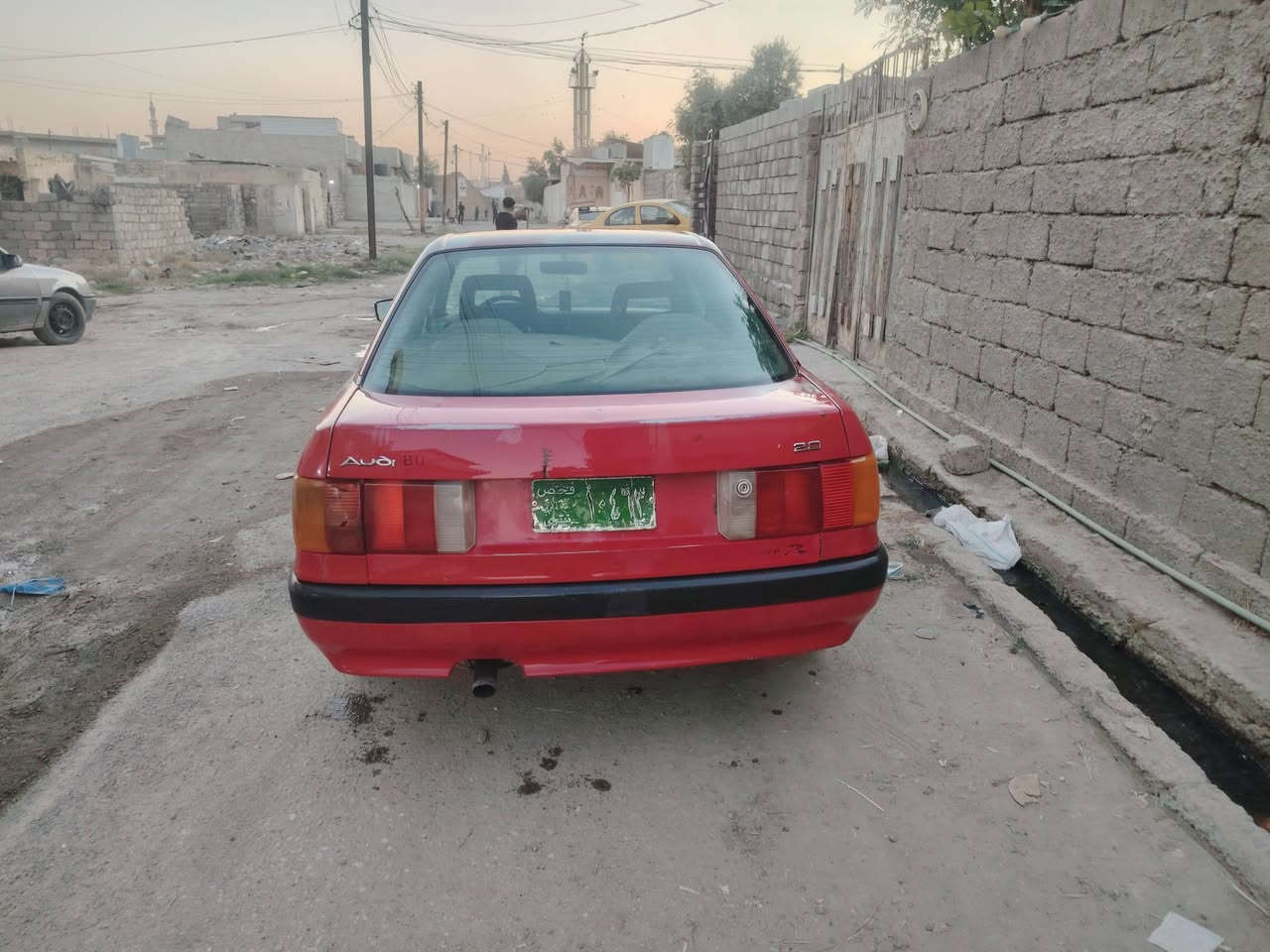 السلام عليكم
اودي للبيع بيها وكاله على وكالة
يعني بدون تحويل
السعر ١٠ ورقات
اي استفسار 
هذا رقمي
***********
