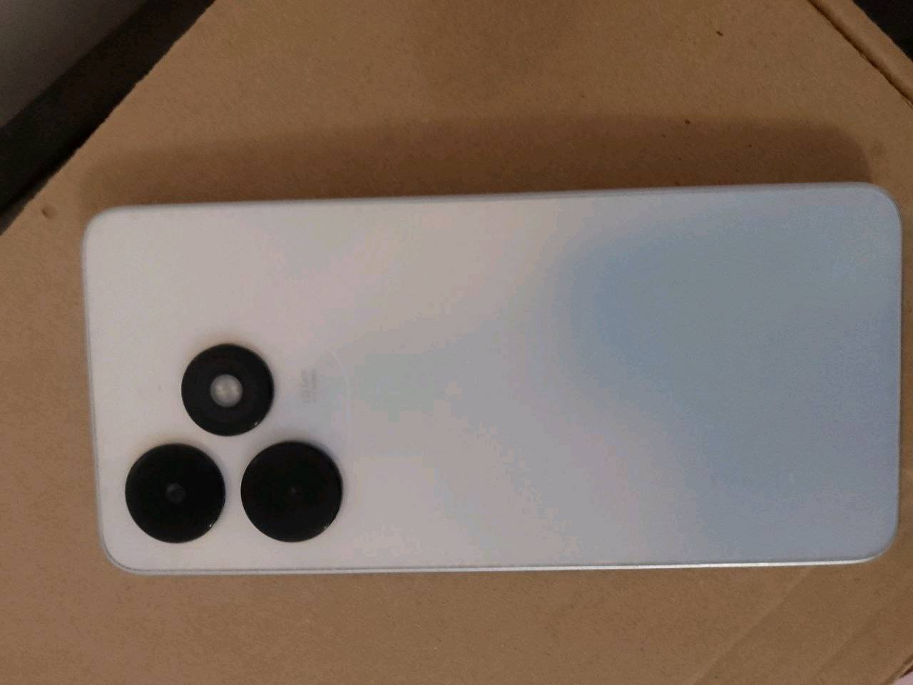 tecno spark go 2024...
جهاز نضيف مستخدم قليل مابي ولا شخط ماداخل تصليح نهائيا.. جهاز نضيف بمعنى الكلمه

السعر 100 وقابل للتفواض ❤
