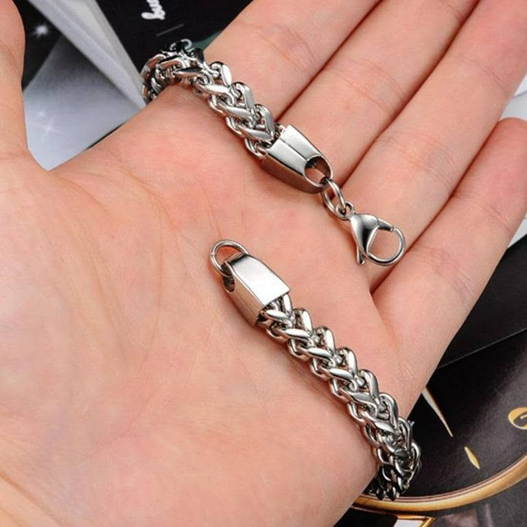 تكراررررر💃💃💃💃💃
سوار رجالي ✔️

✨سوار رجالي سلسلة ✨
✨سوار فرانكو مربع سلسلة ضفيرة 
✨مصنوع من الفولاذ والتيتانيوم المقاوم للصدأ
✨مايتغير لونه ابد

متوفر باللونيين ‼️
▪️اسود 🖤
▪️فضي 🩶

🚘 يوجد خدمة توصيل لجميع محافظات العراق ٤ الاف 🚘


**إذا كنت صاحب هذا الإعلان وتريد حذفه لأي سبب، رجاءا أرسل رسالة إلى الدعم الفني**