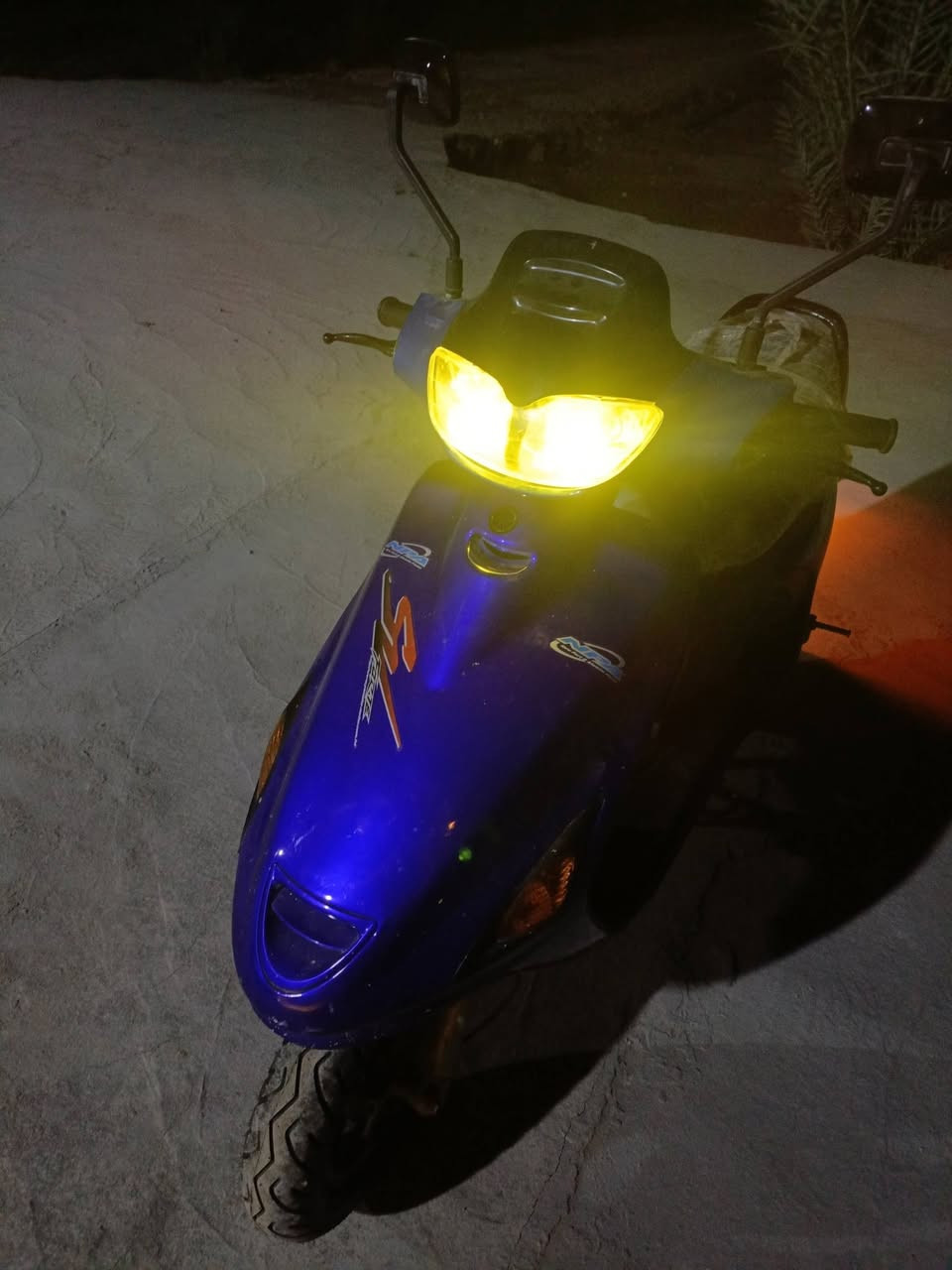 سلام عليكم اخوان دراجه فراشه لبيع كلشي مابيه نكرت سلف هندر كهربايات كله شغاله كيج كيلو متر كيج بانزين شغال اشاير معدل وشلعه بيه حلو وكفراته كدامك بصور خير من الله
السعر 450وبيه مجال لطيبين مكاني الدوانيه التقيه الثالثه قرب جسر نجف ‏‪***********‬‏
