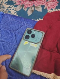 بوفا 6 برو 5G • ٢٥٦ جيجا • ١٢ رام