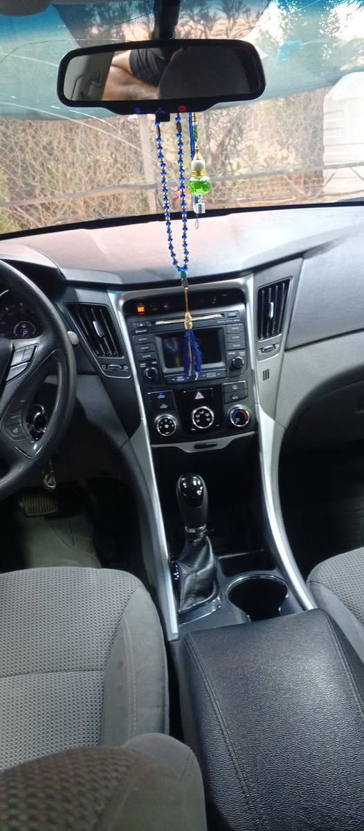 سلام عليكم 
سوناتا موديل 2014 ضرر بس جاملق امامي بجهت سايق بدون داخل سدر امامي وخلفي جدد محرك وضع شريكه ورقمه واسط نكليزي***********
