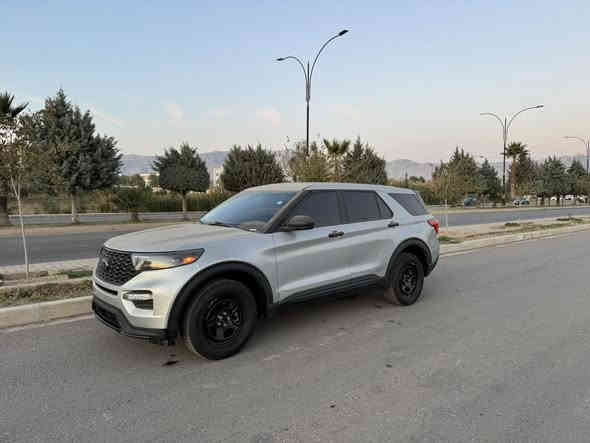 السلام عليكم 
فورد اكسبلور بوليسي
موديل 2023
رقم كاتي تترقم شمالي 
ترقيم شرط
رقم شاسي
1FM5K8AB7PGA18264
ماشي 13الف
مكان سيارة عقرة (ئاكرئ)
سعر 139
واساب:-00971506979047
كورك :-***********
