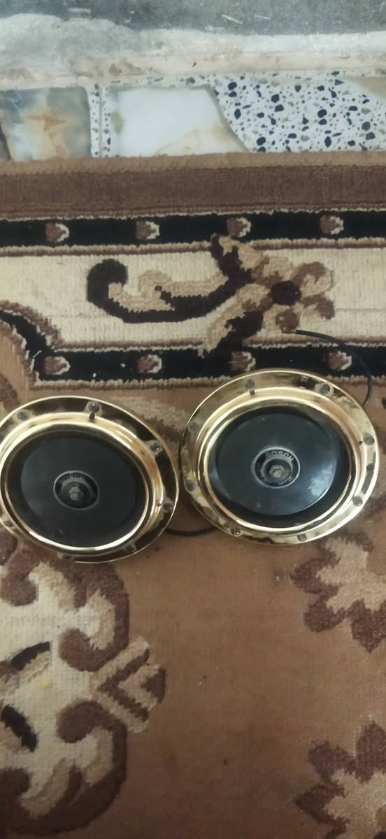 السلام عليكم هورنات بوش  جنح ايراني دكه ناعمه جدد بل كارتون السعر 150وبي محال رقم ***********
