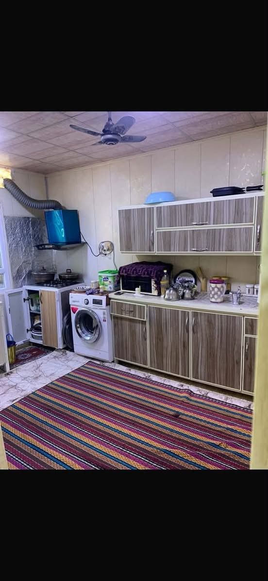 📍 الموقع: أوباره – قريب من ساحة الطوبة
🏠 للبيع: بيت ركن مميز
▪️ المساحة: 350 متر
▪️ نوع الأرض: كاع (دور حكومي)

🔹 التفاصيل:
• استقبال
• غرفتين نوم
• هول
• كليدور
• مطبخ
• حمامات وصحيات
• حوش كبير

🛍️ مميزات إضافية:
• محل تجاري ضمن البيت
• قطعة أرض خلفية بمساحة 100 متر
(مُنشأ لها أساس وجاهزة للبناء – تابعة للبيت)

💥 موقع ممتاز – يصلح للسكن والاستثمار

السعر 45 و بي مجال

📞 للتواصل: ***********
