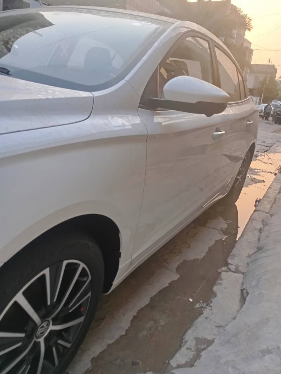 سياره mg5بلس كفاله  شركه  موديل 2025 ضمان ثلاث سنوات  شركه بعده ـ السياره بأسمي تحويل ثاني يوم ـ ماشيه بس 27 الف  للاستفسار على الرقم ، (***********) اتصل وبيك خير وتدلل .
